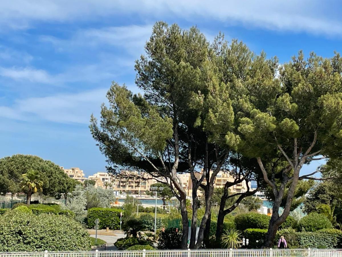My Little Provence Bormes Les Mimosas Apartment Exterior photo